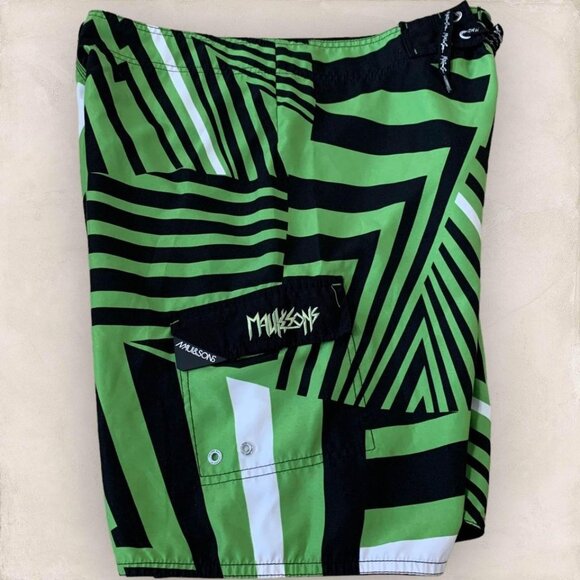 Maui and Sons Boardshorts Men’s Size 32 Green Geometric Hybrid Swim Surf Fitness - Picture 4 of 5
